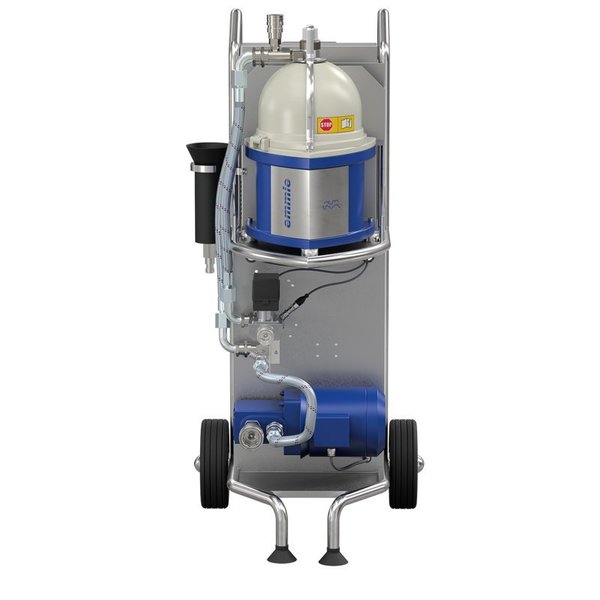 Cleaning system for removal of water and particulate from pre-heated mineral oil,  2.2 GPM